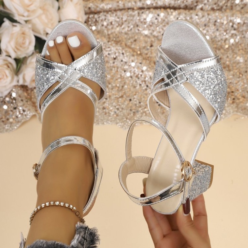 Women'S Formal Wear To A Wedding - รองเท้าส้นบล็อกแบบเปิดนิ้วเท้าประดับสายไขว้สีทองวิบวับ พร้อมหัวเข็มขัดรัดข้อเท้า เหมาะสำหรับงานพรอม งานแต่งงาน งานปาร์ตี้ หรืองานเลี้ยง