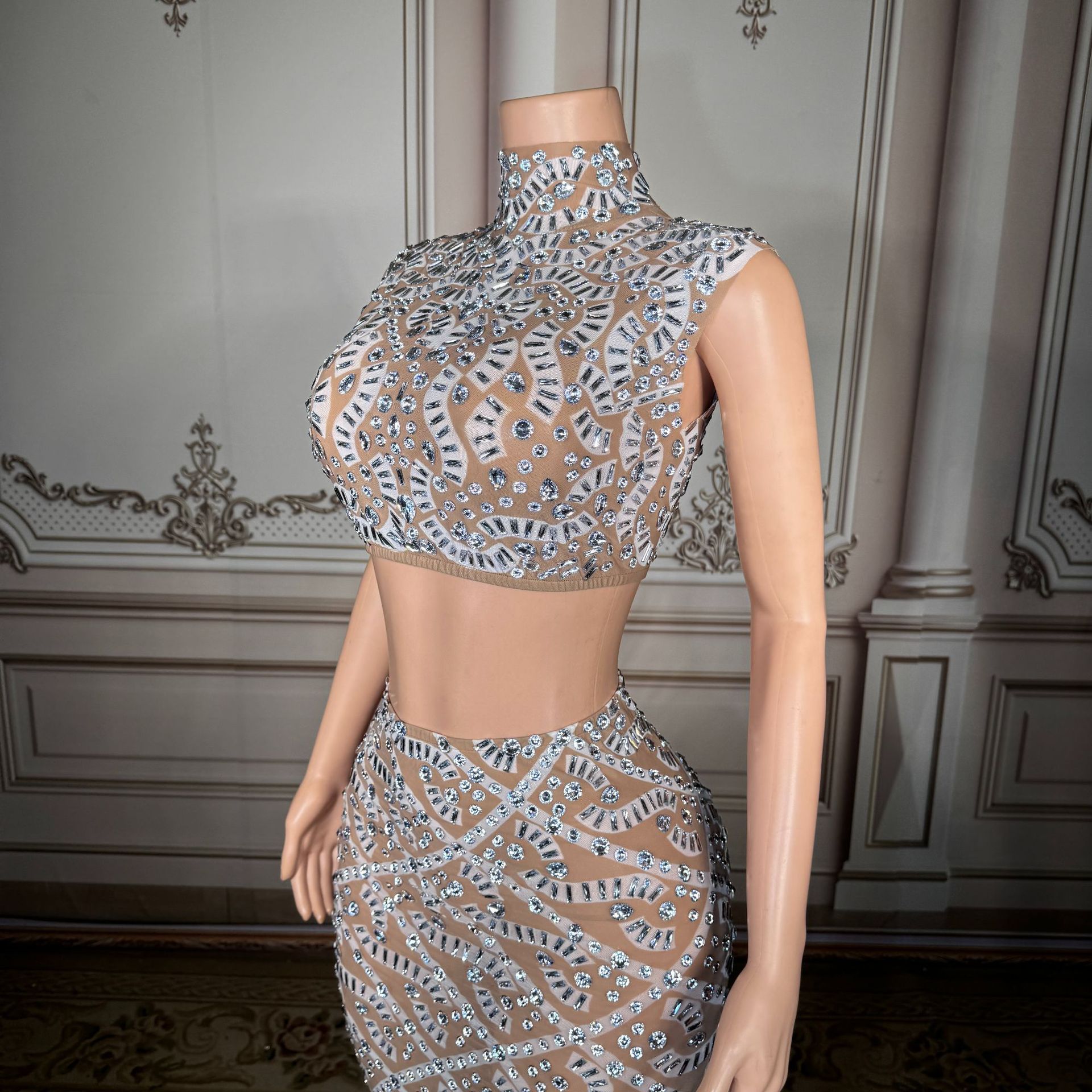 สินค้ามาแรงปี 2026 ชุดราตรีคริ - Women Formal Wear Trends บทวิจารณ์และราคา